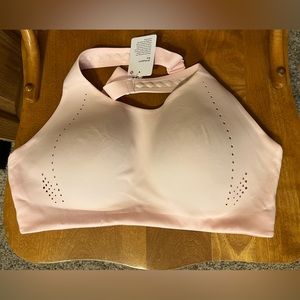 NWT Lululemon air support bra in strawberry milkshake (pink)